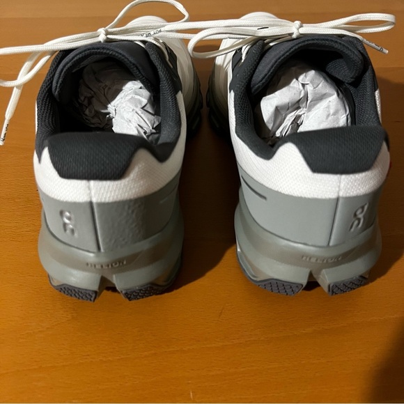 NIB On Men’s Cloudventure Waterproof Athletic Tennis Running Shoes Trainers Sz 8 - Picture 7 of 13